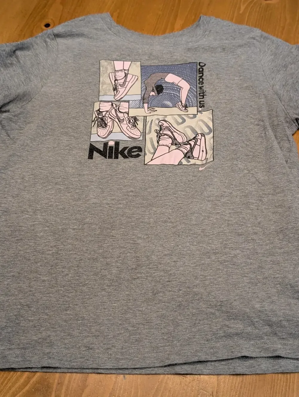 Nike S/S Graphic Tee, Girl's XL/14, EGU, Light Gray, Dance